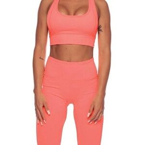 NWT Saski Coral Peach Leggings